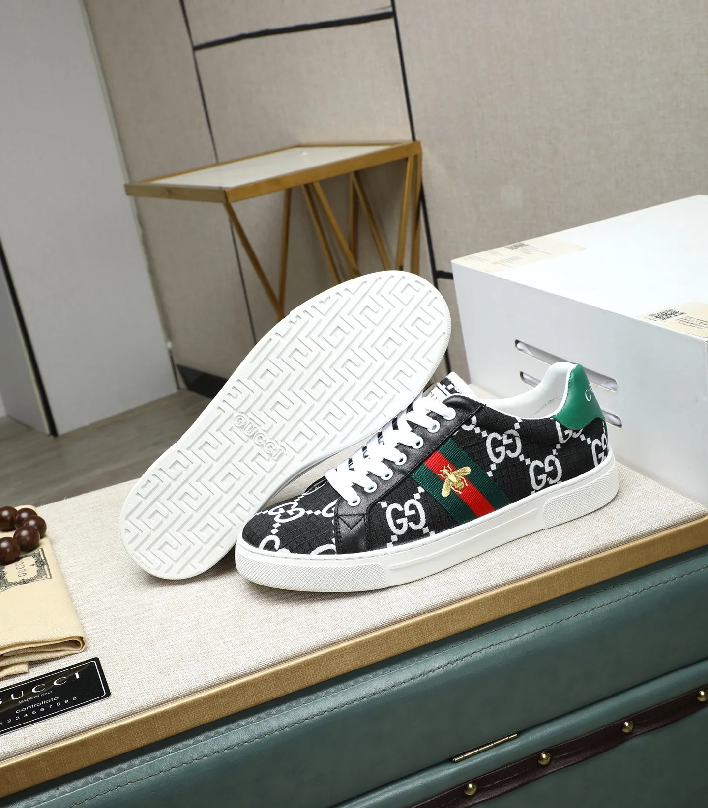 Men's shoes💰420 GUCCI🔍🔍latest spring style On sale at the same time at the counter, original calfskin imported from Italy, genuine leather lining, (high-end, luxury, and class) exquisite workmanship, soles: original soles specially provided by the original factory, ⚠Exclusive double-layer movable molded soles are super comfortable⚠, real photos🎬The real ones are better🔍🔍"High quality·Follow the order" code number 38-44